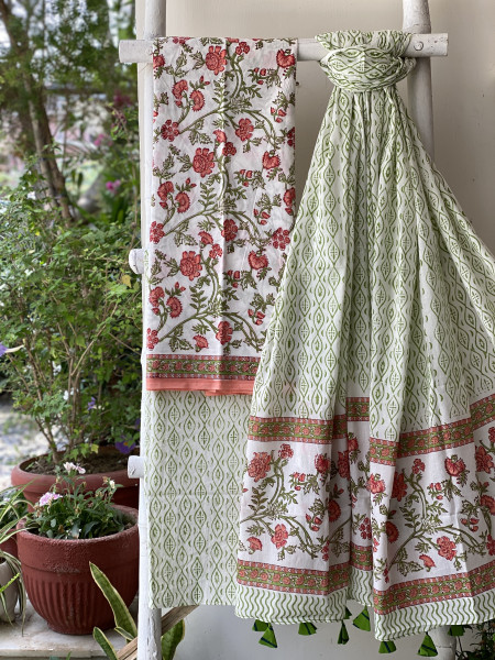 OFF WHITE HAND BLOCK PRINT MUL COTTON DUPATTA SET