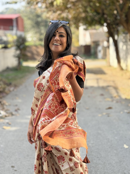 OFF WHITE-RED BLOCK PRINT TUSSAR SILK SARI