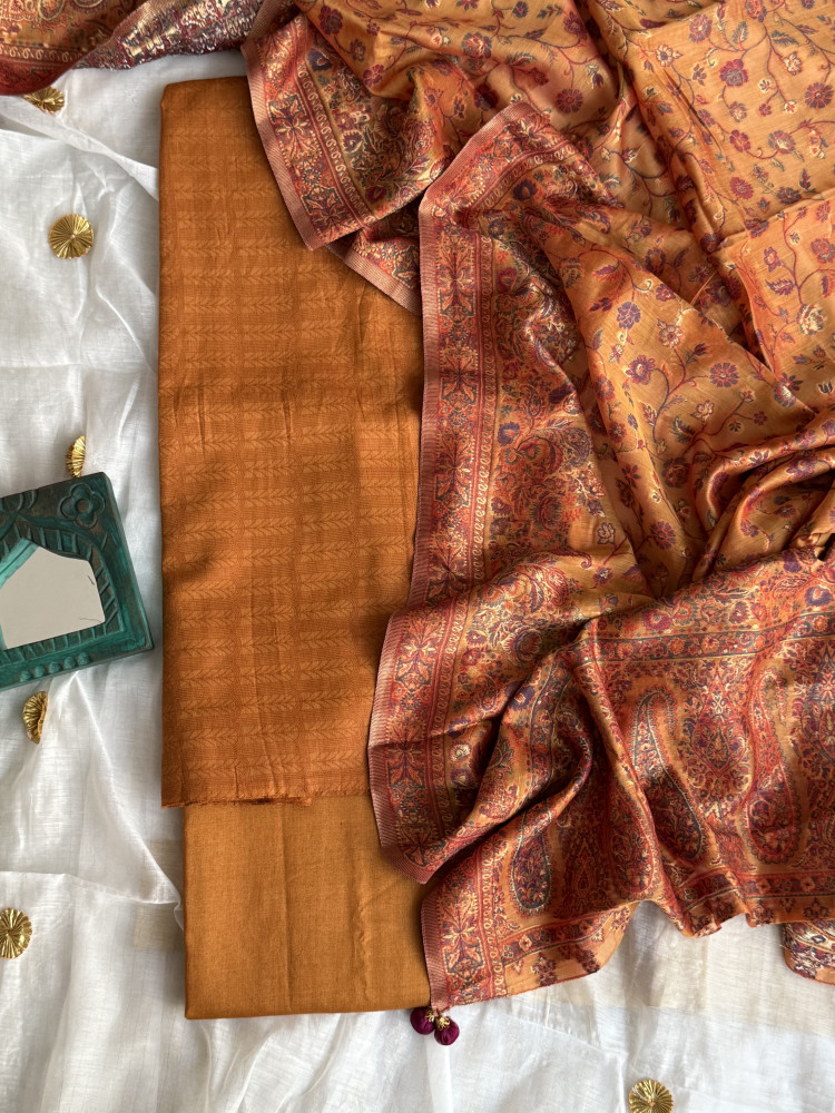 Image of MUSTARD WOVEN SILK KANI dupatta Set