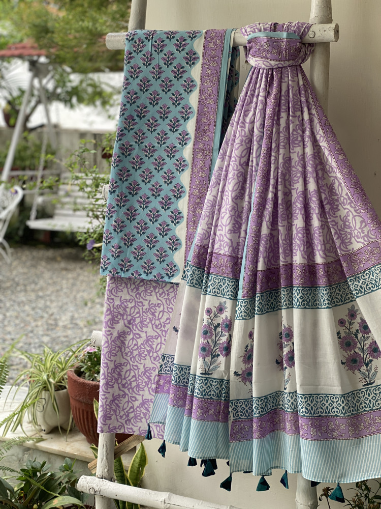 Image of AQUA  &amp; OFF WHITE HAND BLOCK PRINT MUL COTTON DUPATTA SET