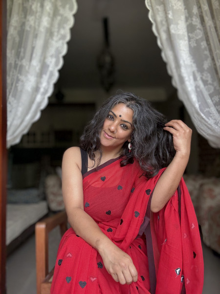 RED COTTON MULMUL EMBROIDERED SARI