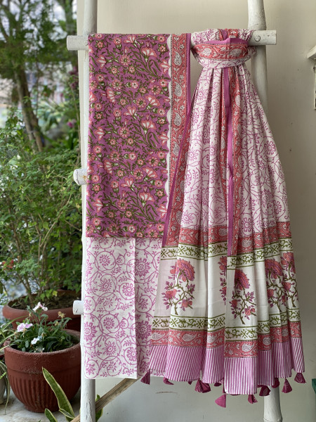 PINK & OFF WHITE HAND BLOCK PRINT MUL COTTON DUPATTA SET