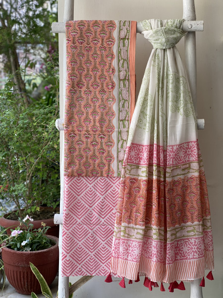 PEACH & OFF WHITE HAND BLOCK PRINT MUL COTTON DUPATTA SET