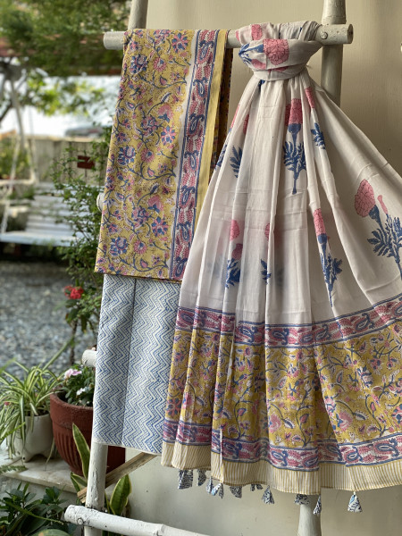 YELLOW & OFF WHITE HAND BLOCK PRINT MUL COTTON DUPATTA SET