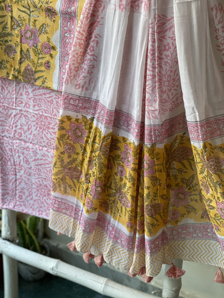 YELLOW & OFF WHITE HAND BLOCK PRINT MUL COTTON DUPATTA SET