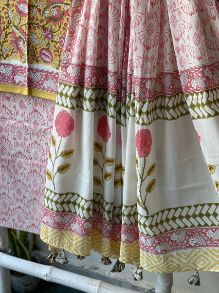 YELLOW & OFF WHITE HAND BLOCK PRINT MUL COTTON DUPATTA SET