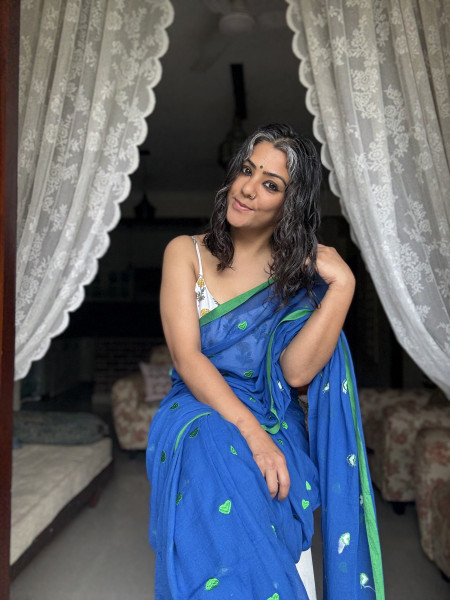 ROYAL BLUE COTTON MULMUL EMBROIDERED SARI