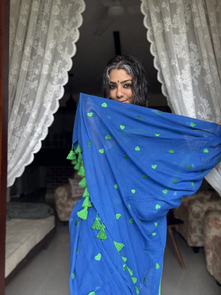 ROYAL BLUE COTTON MULMUL EMBROIDERED SARI