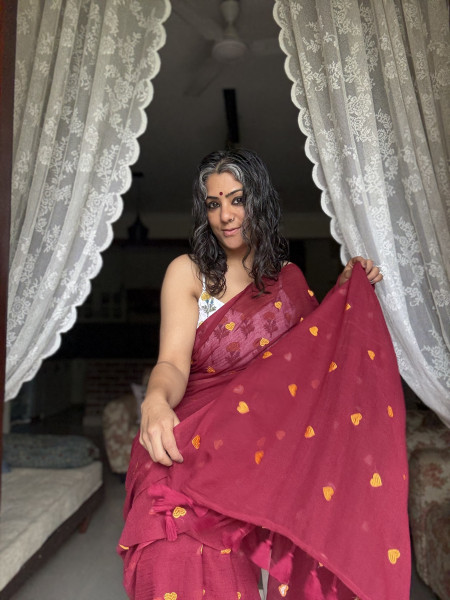 MAROON COTTON MULMUL EMBROIDERED SARI