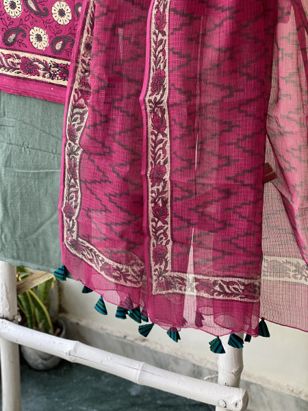 MAGENTA-GREY COTTON HANDBLOCK PRINT KOTA DUPATTA SET