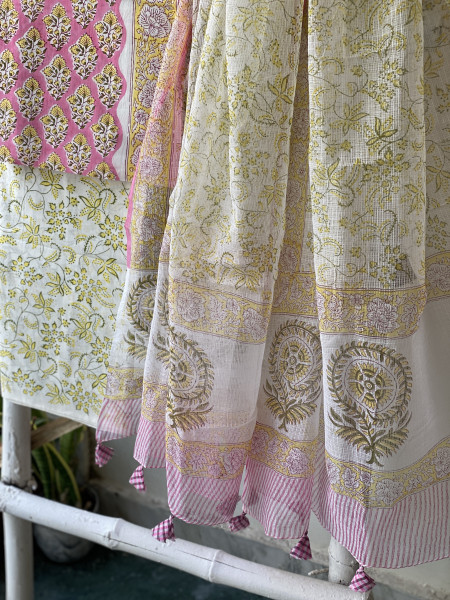 PINK-OFF WHITE COTTON HANDBLOCK PRINT KOTA DUPATTA SET