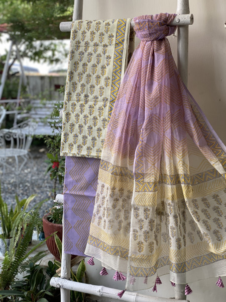 OFF WHITE-LAVENDER COTTON HANDBLOCK PRINT KOTA DUPATTA SET