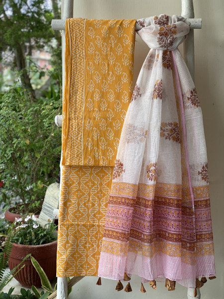 YELLOW-OFF WHITE COTTON HANDBLOCK PRINT KOTA DUPATTA SET