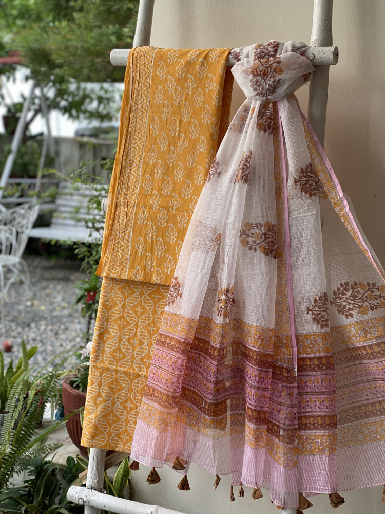 Image of YELLOW-OFF WHITE COTTON HANDBLOCK PRINT KOTA DUPATTA SET