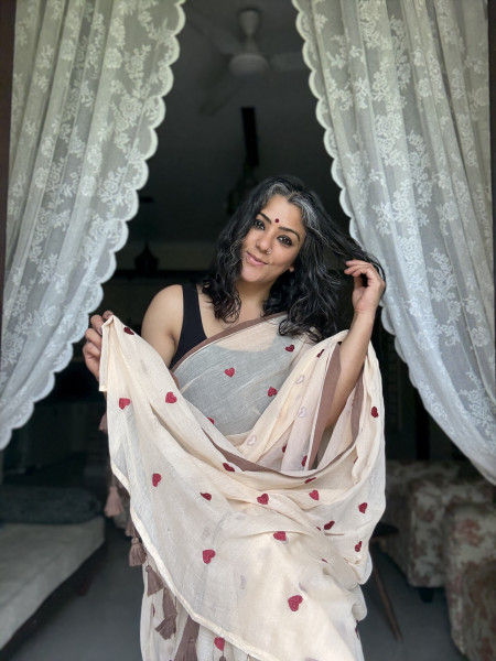 CIDER COTTON MULMUL EMBROIDERED SARI