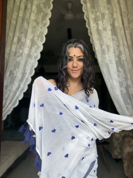 OFF WHITE COTTON MULMUL EMBROIDERED SARI