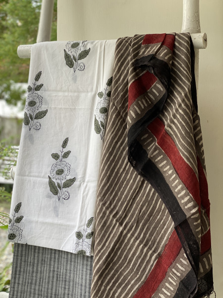 OFF WHITE & GREY BLOCK PRINT LINEN DUPATTA SUIT SET