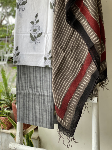 OFF WHITE & GREY BLOCK PRINT LINEN DUPATTA SUIT SET