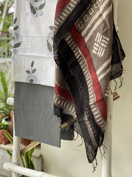 OFF WHITE & GREY BLOCK PRINT LINEN DUPATTA SUIT SET