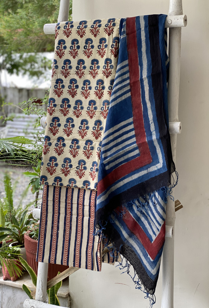 Image of OFF WHITE-INDIGO BLOCK PRINT LINEN DUPATTA SUIT SET