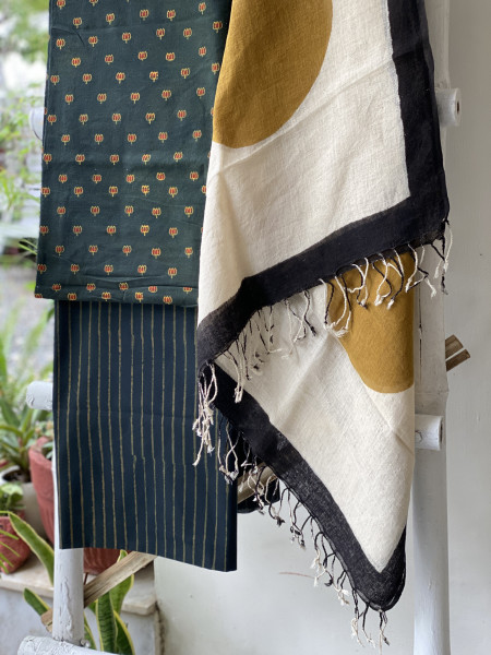 BOTTLE GREEN & BEIGE BLOCK PRINT LINEN DUPATTA SUIT SET