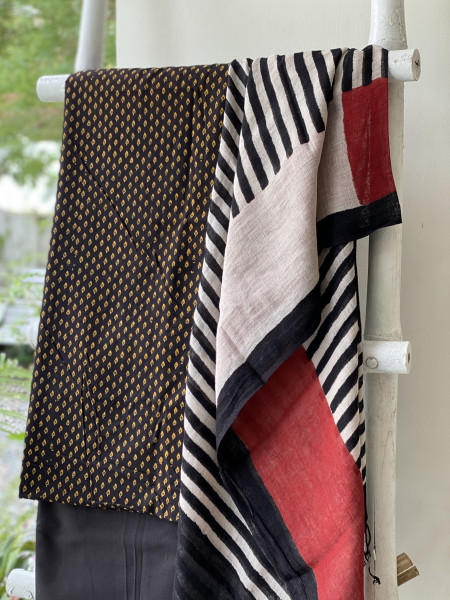 BLACK & BEIGE BLOCK PRINT LINEN DUPATTA SUIT SET