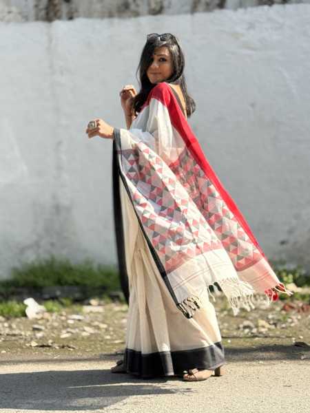 OFF WHITE MAHESHWARI SILK & COTTON SARI