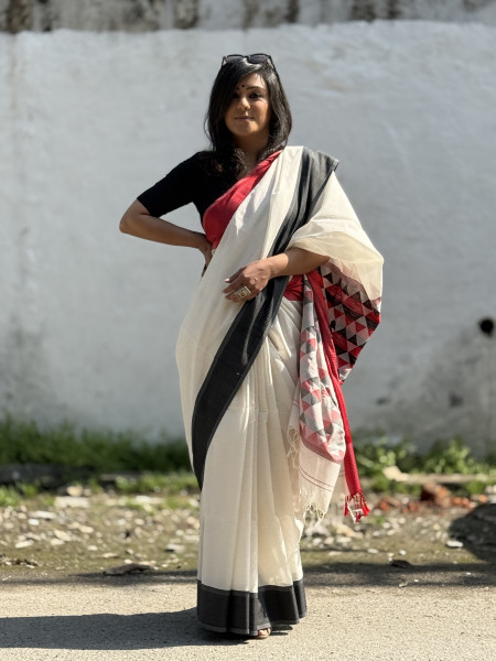 OFF WHITE MAHESHWARI SILK & COTTON SARI