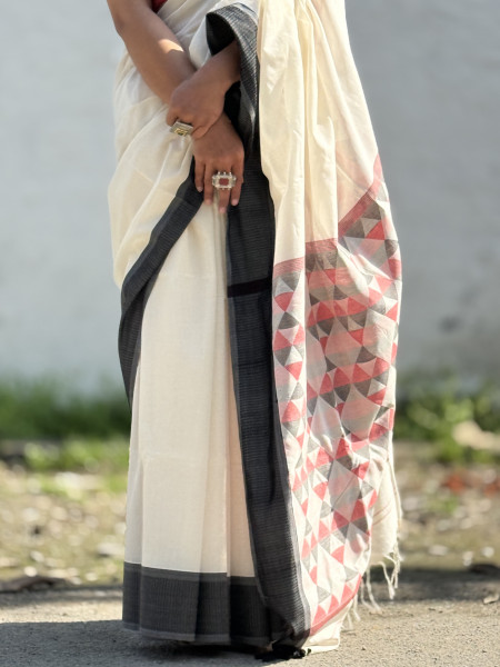 OFF WHITE MAHESHWARI SILK & COTTON SARI