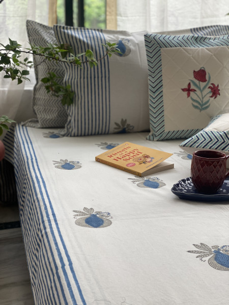 OFF WHITE COTTON HAND BLOCK PRINT double BEDSHEET