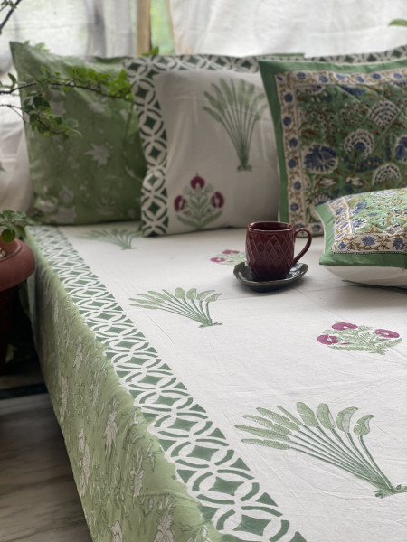 OFF WHITE COTTON HAND BLOCK PRINT double BEDSHEET