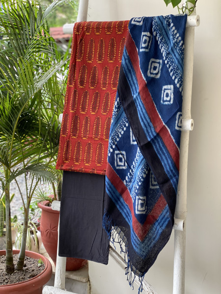 MAROON & INDIGO BLOCK PRINT LINEN DUPATTA SUIT SET