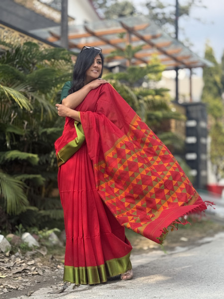 RED MAHESHWARI SILK & COTTON SARI