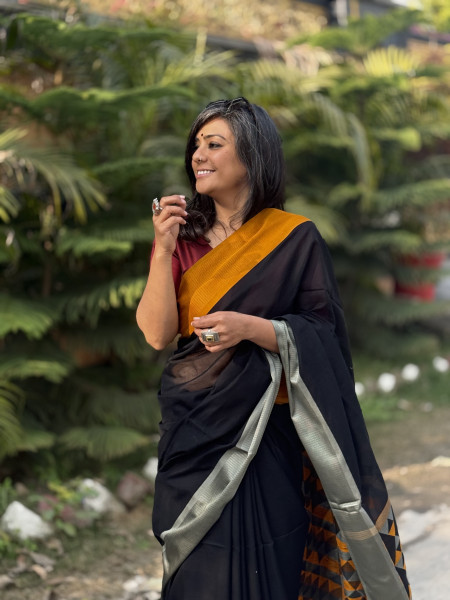 BLACK MAHESHWARI SILK & COTTON SARI