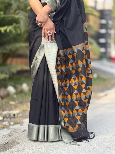 BLACK MAHESHWARI SILK & COTTON SARI