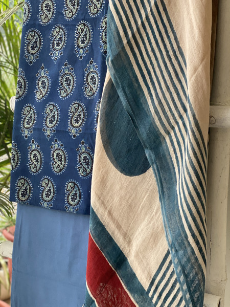 INDIGO & BEIGE BLOCK PRINT LINEN DUPATTA SUIT SET