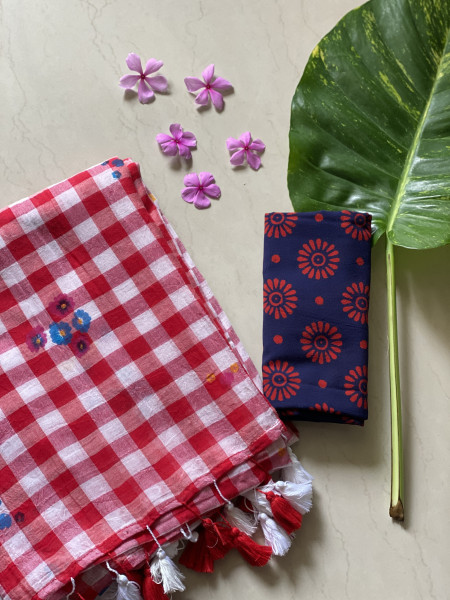 RED GINGHAM CHECKS WITH HAND PAINTING MULMUL COTTON SARI