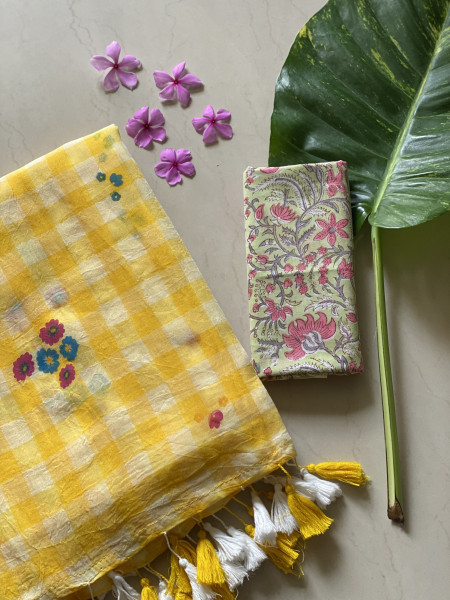 YELLOW GINGHAM CHECKS WITH HAND PAINTING MULMUL COTTON SARI
