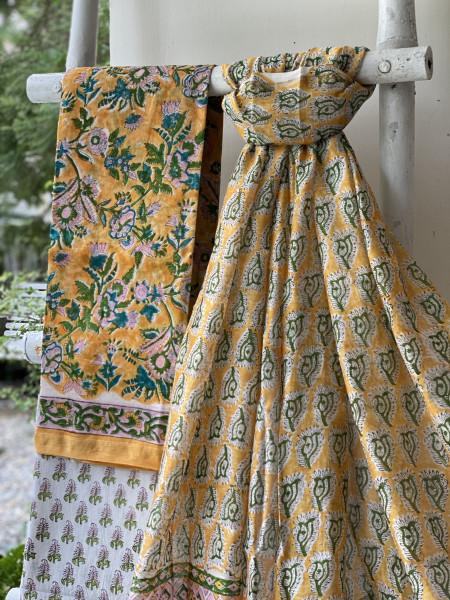 YELLOW-OFF WHITE HAND BLOCK PRINT CHANDERI SILK & COTTON DUPATTA SET