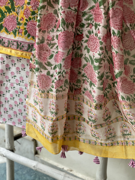 YELLOW-OFF WHITE HAND BLOCK PRINT CHANDERI SILK & COTTON DUPATTA SET