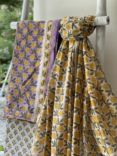 LAVENDER-OFF WHITE HAND BLOCK PRINT CHANDERI SILK & COTTON DUPATTA SET