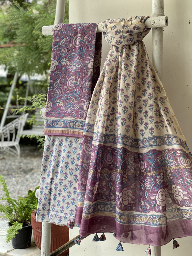 Image of LILAC-OFF WHITE HAND BLOCK PRINT CHANDERI SILK &amp; COTTON DUPATTA SET