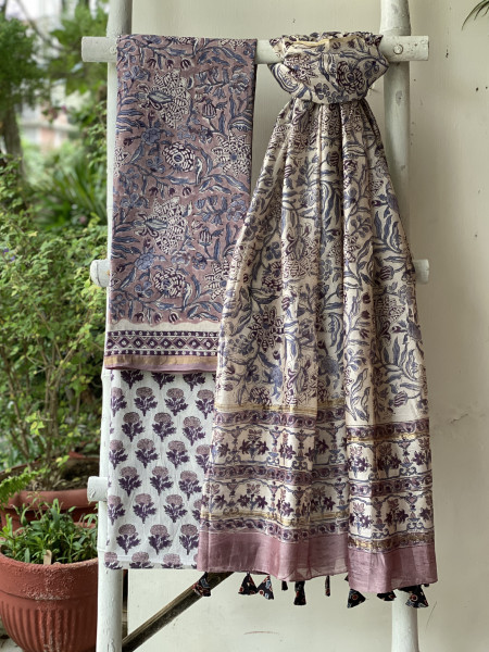 MAUVE-OFF WHITE HAND BLOCK PRINT CHANDERI SILK & COTTON DUPATTA SET