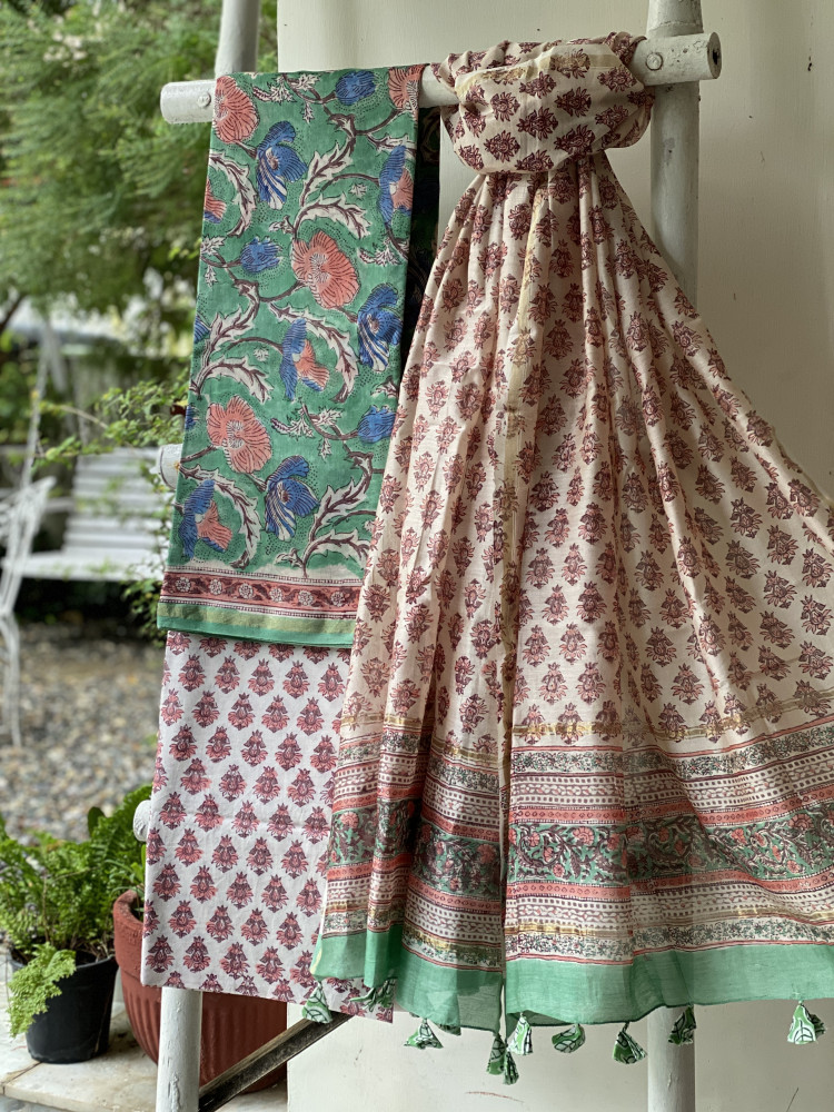 Image of SEA GREEN-OFF WHITE HAND BLOCK PRINT CHANDERI SILK &amp; COTTON DUPATTA SET