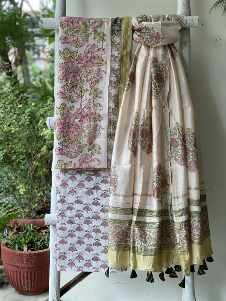 OFF WHITE HAND BLOCK PRINT CHANDERI SILK & COTTON DUPATTA SET