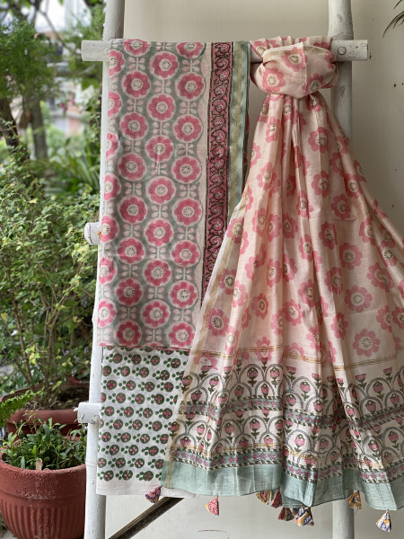 SEA GREEN-OFF WHITE HAND BLOCK PRINT CHANDERI SILK & COTTON DUPATTA SET
