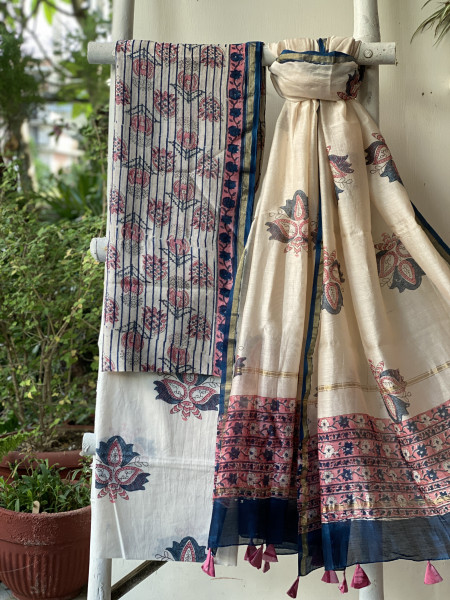 OFF WHITE BLOCK PRINT CHANDERI SILK & COTTON DUPATTA SET