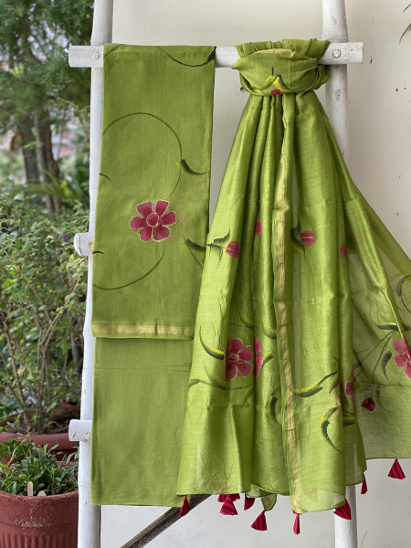 PARROT GREEN BLOCK PRINT CHANDERI SILK & COTTON DUPATTA SET