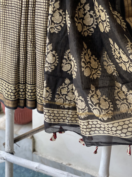 BLACK-OFF WHITE HAND BLOCK PRINT CHANDERI SILK COTTON SARI