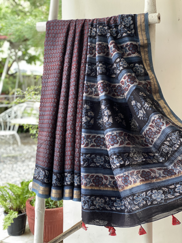 Image of MAROON-INDIGO HAND BLOCK PRINT CHANDERI SILK COTTON SARI